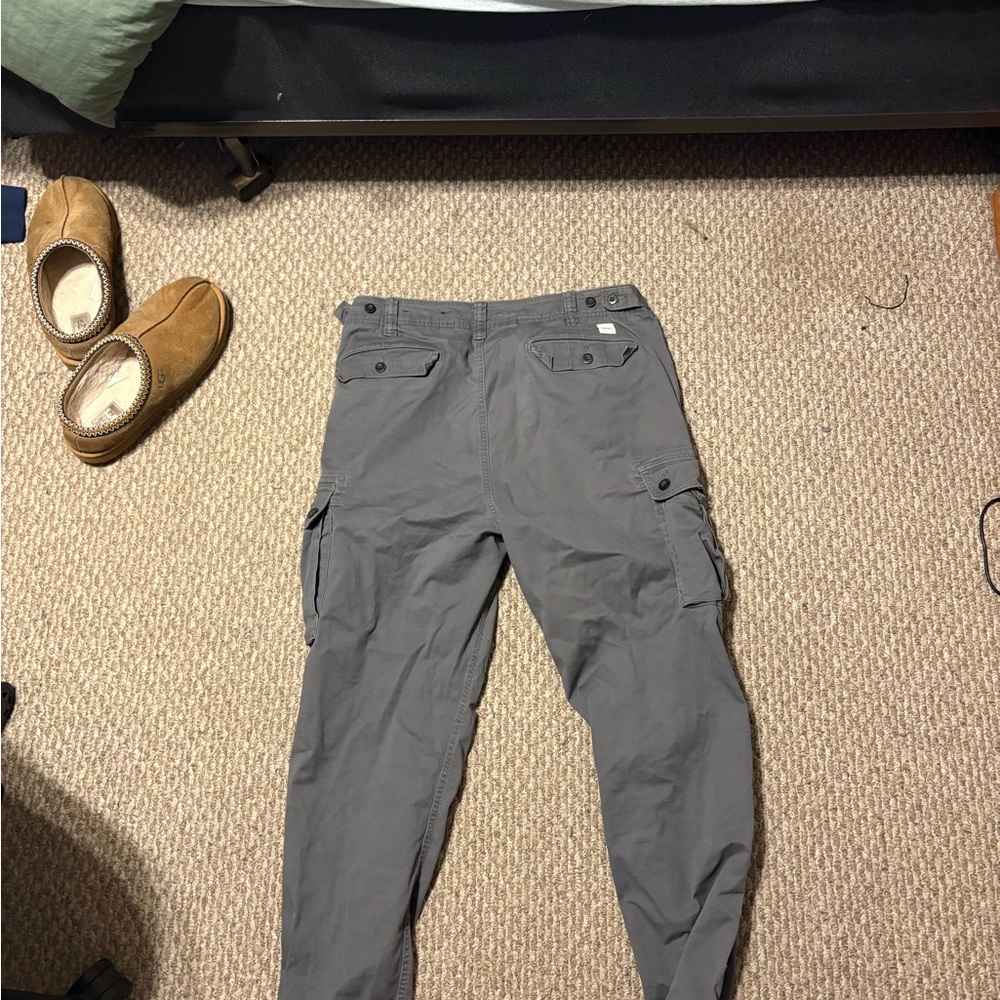 American Eagle Outfitters Men's Charcoal Cargo Pants
